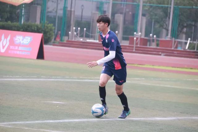 东契奇35+10哈登乔治低迷 独行侠大胜快船3-2