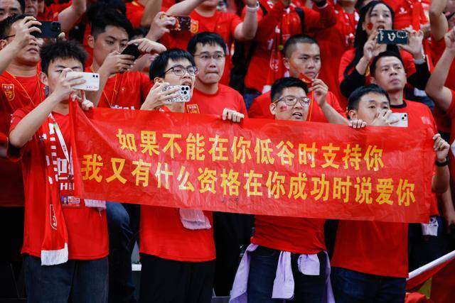 佩德里：巴萨配不上晋级 要想争欧冠还需做很多工作